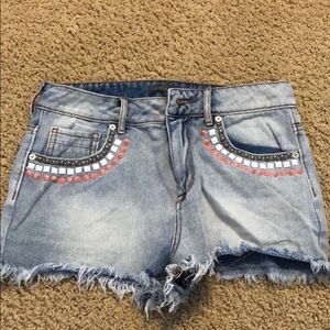 Kendall & Kylie High rise jean shorts